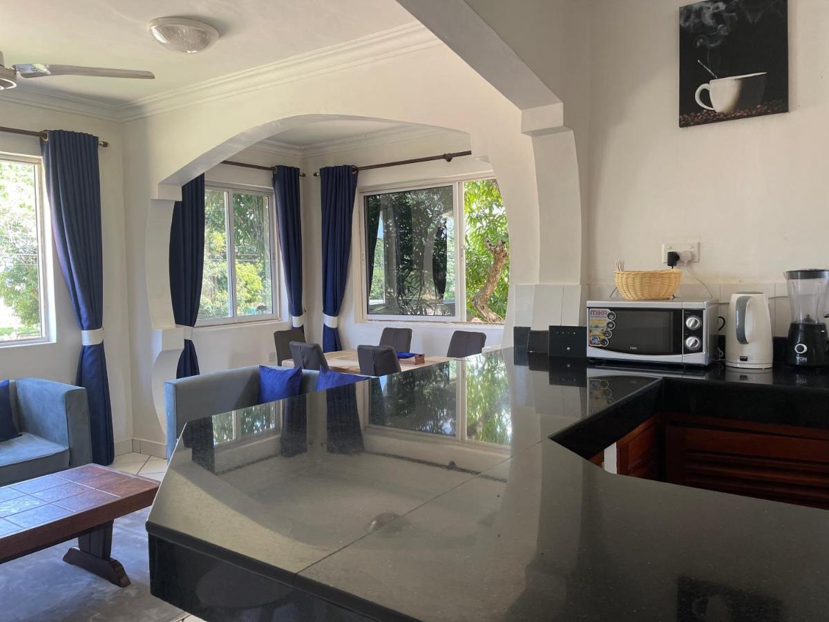 Royal Palms Apartment A4 Mombasa Kültér fotó